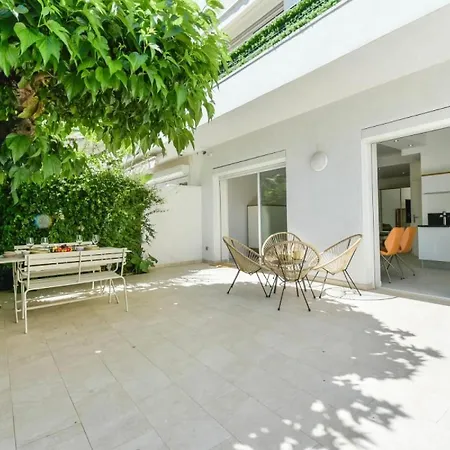 Rez-de-jardin, Plages A Pied Et Garage - Rez-de-jardin, Plages A Pied Et Garage Mae-2723 Appartement Cannes