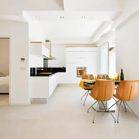 Rez-de-jardin, Plages A Pied Et Garage - Rez-de-jardin, Plages A Pied Et Garage Mae-2723 Appartement